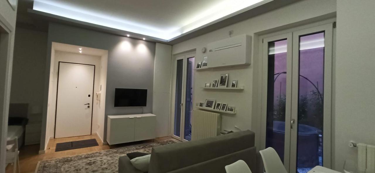 Appartamento Luxury House Lupetta 3 Milano Esterno foto