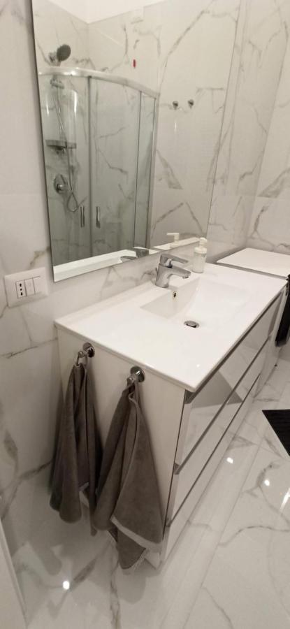 Appartamento Luxury House Lupetta 3 Milano Esterno foto